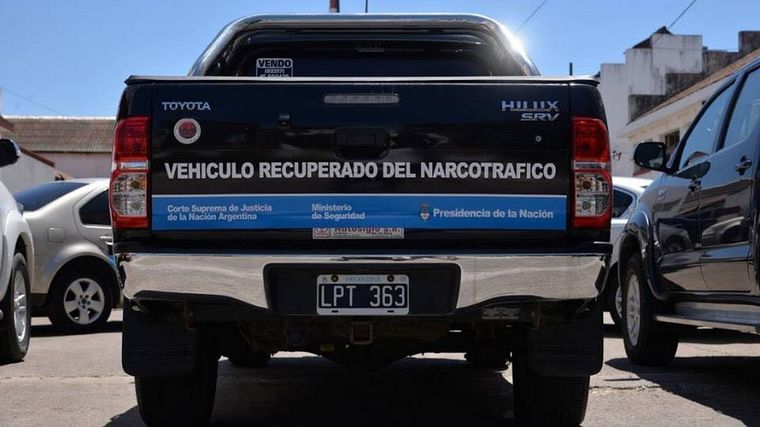 La Corte asignó vehículos secuestrados en causas por narcotráfico y otros delitos a reforzar el servicio de fuerzas de seguridad, dependencias judiciales y entidades de Bien Público. Foto: Facebook Mauricio Macri