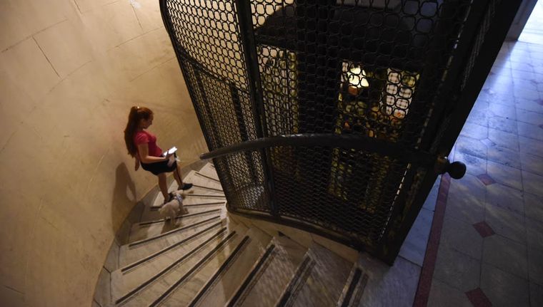 Los ascensores. Los ascensores.