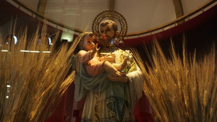 A San Cayetano se le pide pan, dinero y trabajo Foto: Julián Volpe