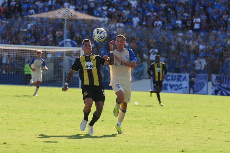 Godoy Cruz Madryn 1 (16)