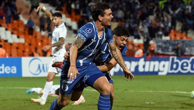 Godoy Cruz es puntero del grupo y sueña con los octavos Foto: ALF PONCE MERCADO / MDZ