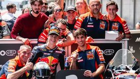 Valentín Perrone se adjudicó la pole position en Cataluña. Valentín Perrone se adjudicó la pole position en Cataluña.