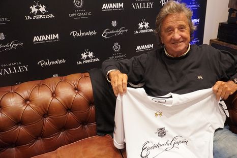 Lando Simonetti, el fundador de La Martina junto a Gachi Ferrari. Lando Simonetti, el fundador de La Martina junto a Gachi Ferrari.