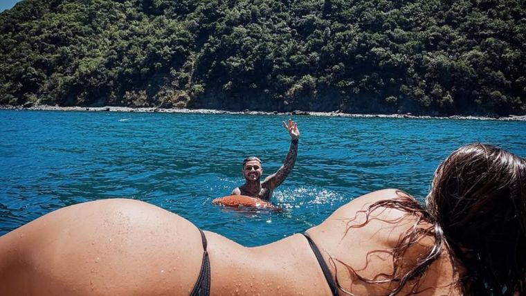 Las picantes fotografías de la pareja en Estambul. Créditos: Instagram / sangrejaponesa