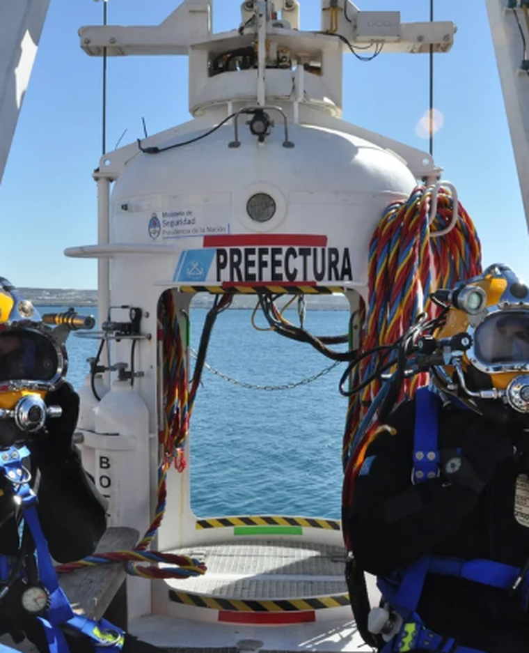 El equipamiento que se suma a la búsqueda de Prefectura Naval. El equipamiento que se suma a la búsqueda de Prefectura Naval.