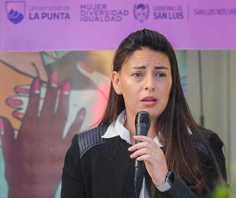 La Ministra de la Mujer, Ayelen Mazzina, advirtió que con Javier Milei los derechos en la Argentina se pueden perder Foto: Noticias Argentinas