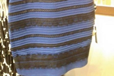 El vestido que se volvió viral ¿de qué color es?