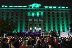 Una columna de la marcha por el Día de la Memoria terminó en la Casa de Gobierno. Una columna de la marcha por el Día de la Memoria terminó en la Casa de Gobierno.