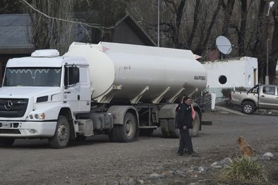 MDZol | El precio del combustible en Argentina ha experimentado un aumento significativo en los últimos meses e impacta en los costos del transporte de cargas y la logística. Foto: Rodrigo DAngelo / MDZ