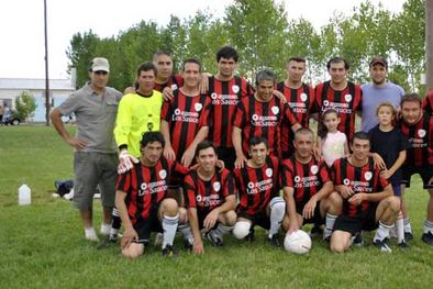 MDZol | De Primera definirá con Iluminados el título de la B