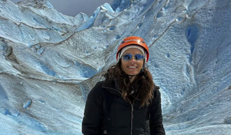 Gabriela Sabatini maravillada con el Perito Moreno.
