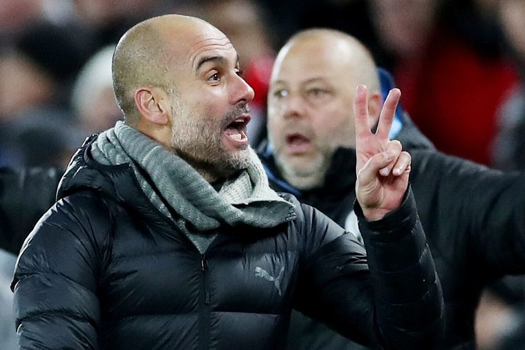 Guardiola disparó contra Kalvin Phillips, por quien el City pagó 45 millones de euros en el último mercado de pases.