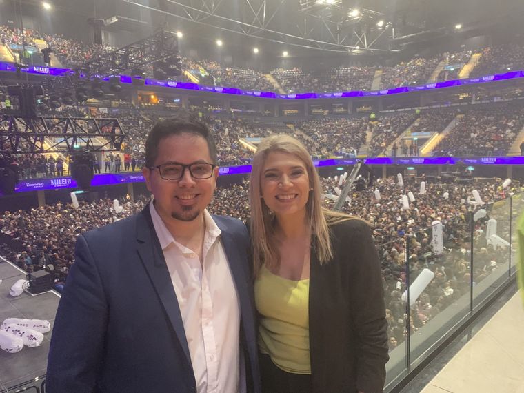 Evangélicos Nadia Judith Márquez son los dos evangélicos en las listas de Milei. Crédito: Twitter Foto: Twitter