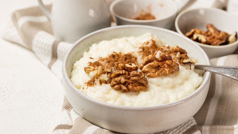 Los frutos secos son aliados nutritivos y versátiles para las comidas frescas del verano.