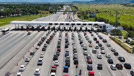 Entre Año Nuevo y el primer fin de semana de enero, la provincia de Córdoba espera que se movilicen más de medio millón de turistas por las rutas a las sierras. Entre Año Nuevo y el primer fin de semana de enero, la provincia de Córdoba espera que se movilicen más de medio millón de turistas por las rutas a las sierras.