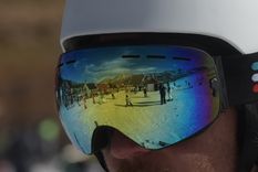 Cientos de esquiadores se dieron cita este sábado en Las Lrñas.