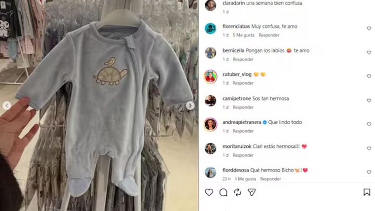 El body celeste que compartió Clara Darín en Instagram adelantó el sexo del recién nacido. El body celeste que compartió Clara Darín en Instagram adelantó el sexo del recién nacido.