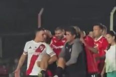 La grave lesión que sufrió el Kun Agüero en el Senior de Independiente.