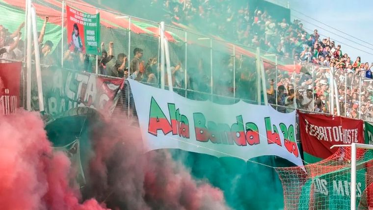 Coronel Aguirre Coronel Aguirre le puso a su estadio el nombre de un subcampeón del mundo en Brasil 2014.