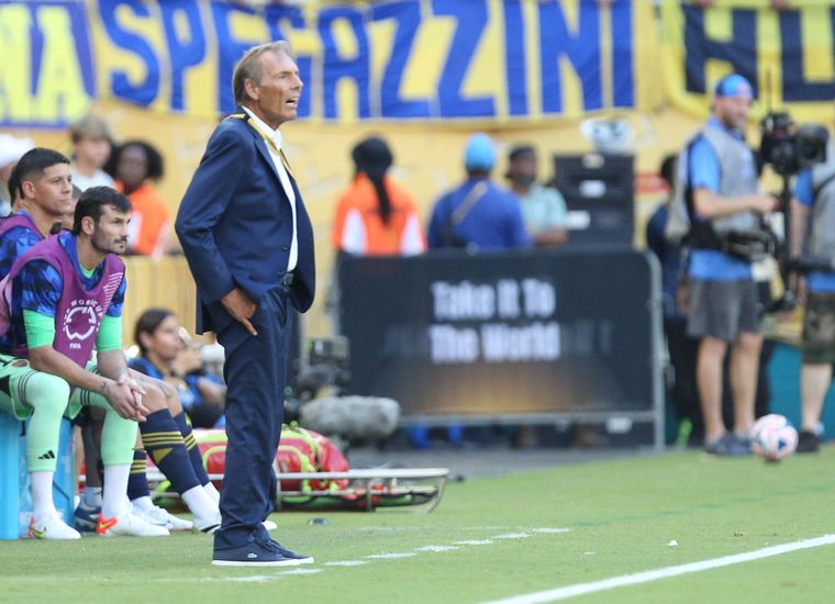 Miguel Ángel Russo analizó el empate en el debut mundialista, valoró la actuación de su equipo y puso el foco en una jugada clave que terminó influyendo en el resultado.