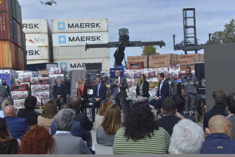 Miguel Dodero, Rosana Lodovico, Guillermo Michel, Carlos Castagneto, Malena Galmarini y Nicolás Ritacco Foto: Aduana