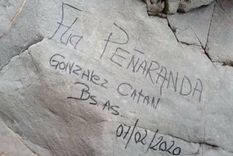 indignacion por pintadas de turistas en san rafael