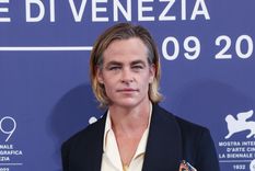 Foto: https://www.panoramaweb.com.mx/tendencias/2022/9/7/chris-pine-rompe-el-silencio-confiesa-si-harry-styles-le-escupio-en-el-festival-de-cine-de-venecia-14607.html