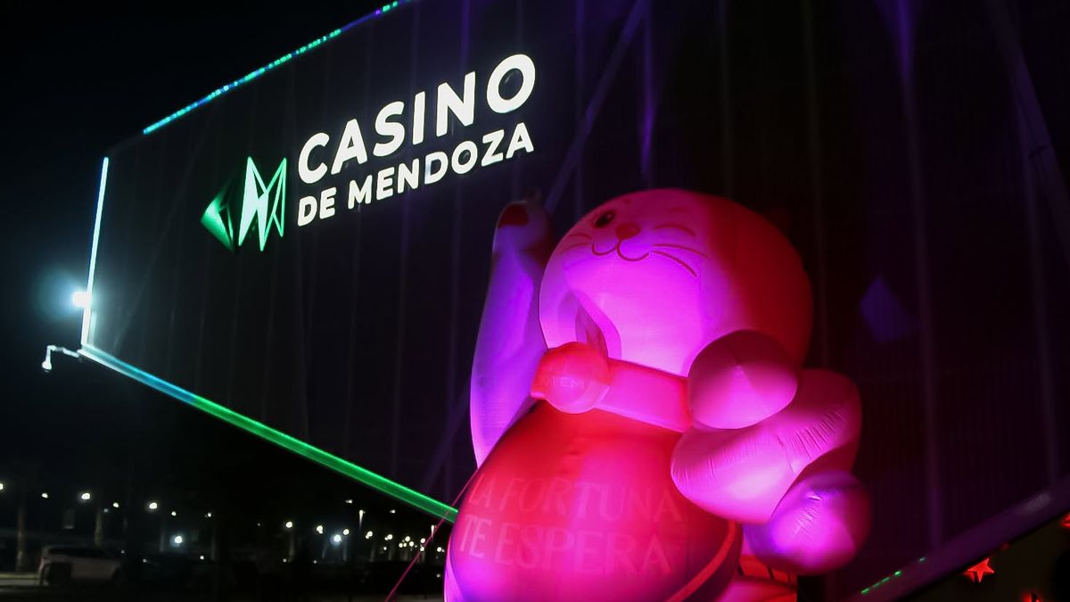 Por la tormenta se inundó el casino de San Martín y evacuaron a los clientes