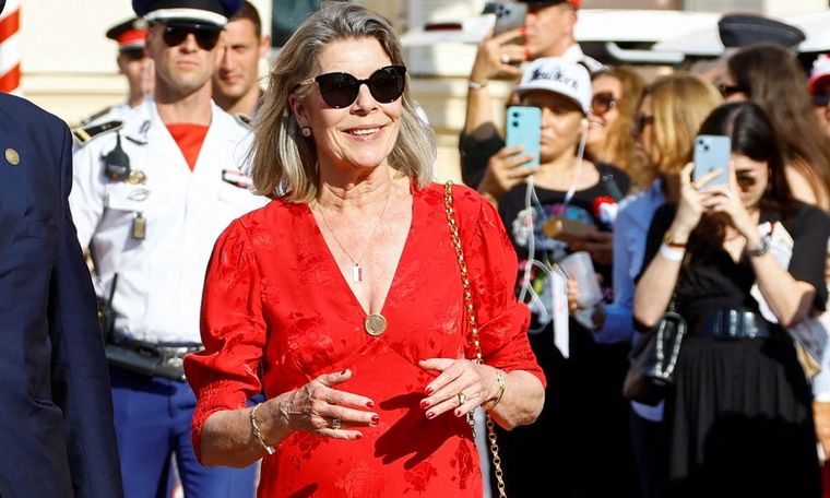 Sigue los pasos para conseguir el look de verano favorito de Carolina de Mónaco Foto: Hola! México