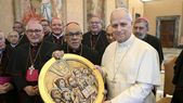 el papa leon xiv vivira en la buhardilla del palacio apostolico del vaticano el papa leon xiv vivira en la buhardilla del palacio apostolico del vaticano