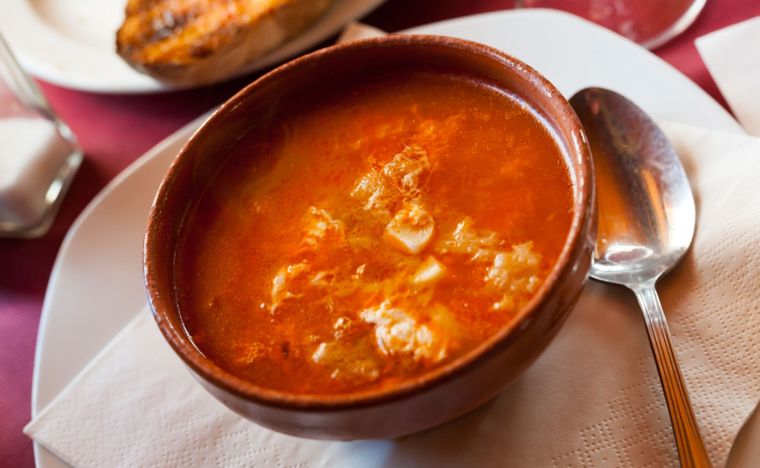 Sopa castellana Una receta simple y en pocos pasos para sorprender a todos. Foto: Shutterstock