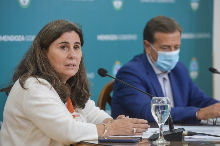 Ana María Nadal dio detalles del impacto del coronavirus en las escuelas. Foto: Prensa Gobernación