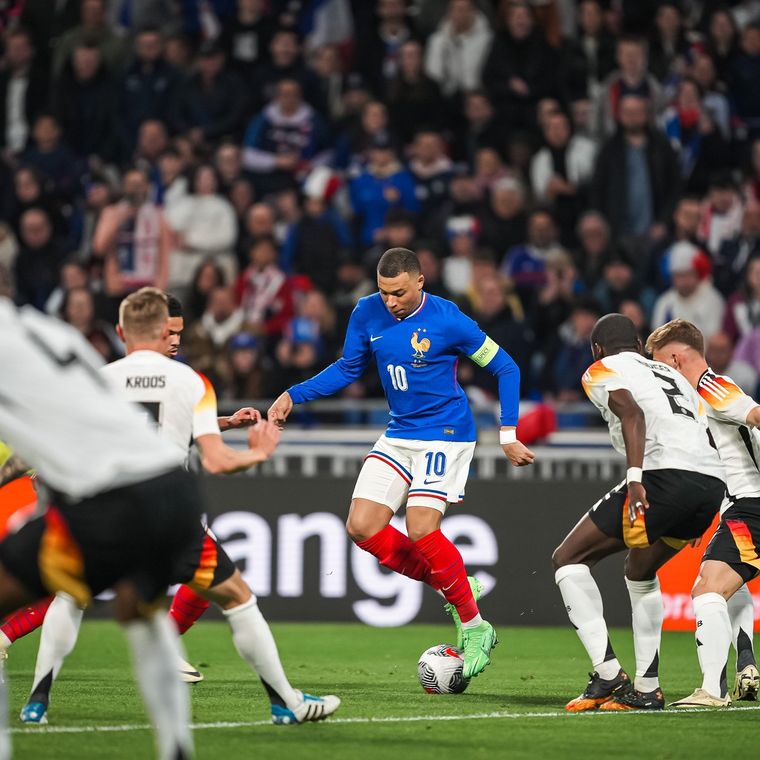 La figura del Real Madrid y de la Selección de Francia brindó una entrevista a corazón abierto. La figura del Real Madrid y de la Selección de Francia brindó una entrevista a corazón abierto. 