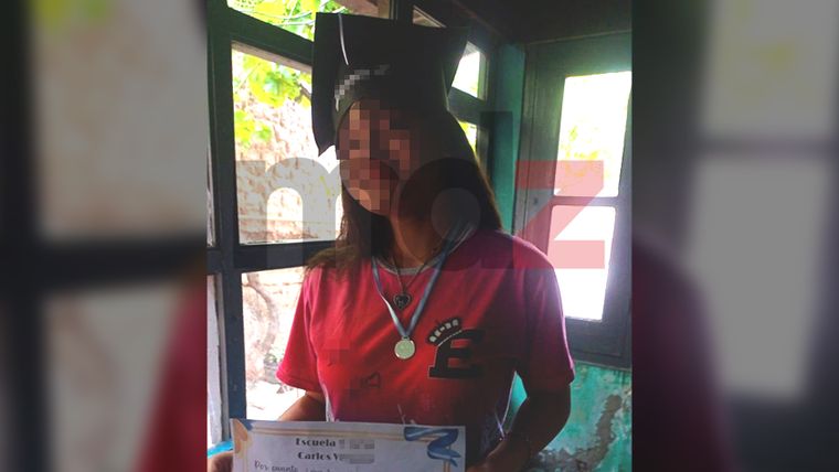 La estudiante de 17 años baleada por motochorros, quien se recupera en el Hospital Lagomaggiore. 