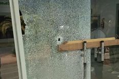 Así quedó el frente del hospital Foto: Captura de X Así quedó el frente del hospital Foto: Captura de X