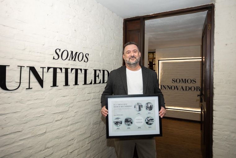 Fundada en 2011 por el abogado Martín Litwak bajo el nombre Litwak & Partners, la firma comenzó como una boutique especializada en fiscalidad internacional en Montevideo.