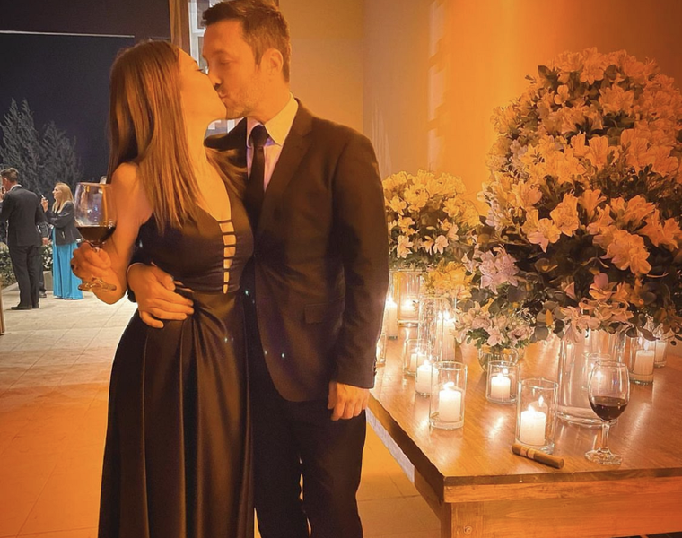 Cristina Pérez y Luis Petri celebran el amor. Foto: Instagram