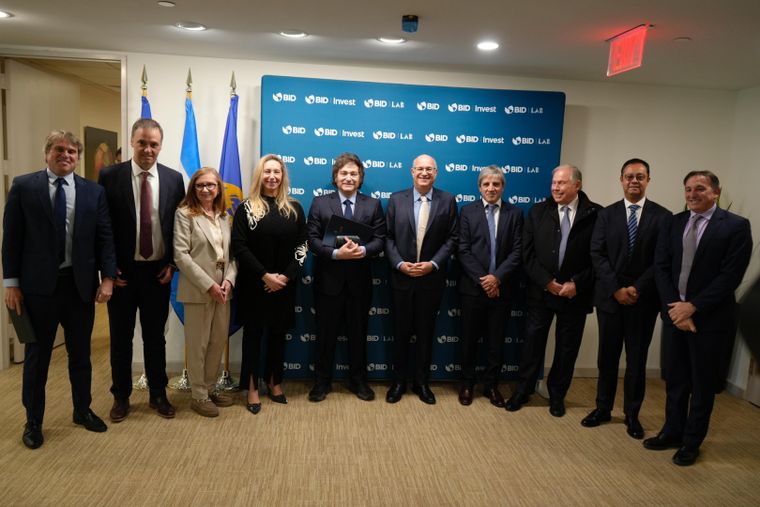 El encuentro entre el gobierno de Javier Milei y el BID en febrero.