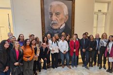 Legisladores oficialistas que respaldan el reclamo universitario. Foto: Gentileza Legisladores oficialistas que respaldan el reclamo universitario. Foto: Gentileza