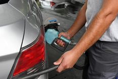 Se espera una nueva suba en el precio de los combustibles Foto: ALF PONCE MERCADO / MDZ