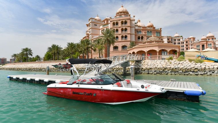 Paseos en lancha, una de las actividades que ofrece el lujoso hotel donde se hospedará la Selección.