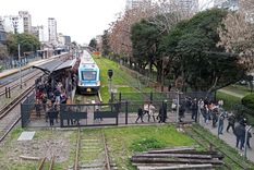 El servicio experimenta demoras y cancelaciones. Foto: Analía Melnik