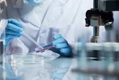 Hay coincidencia entre los bioquímicos de todo el país en cobrar una cifra no inferior a los 3.000 pesos Foto: Shutterstock