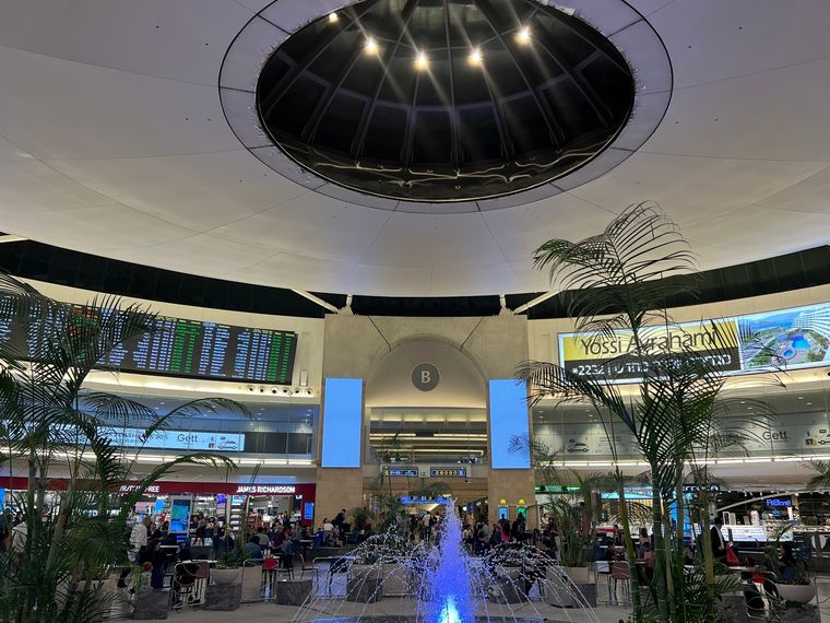 Algunas aerolíneas internacionales cancelaron o reprogramaron sus vuelos con destino a Tel Aviv Foto: Shutterstock