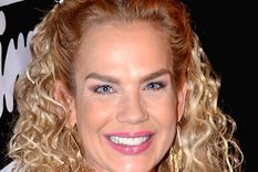 Niurka Marcos arremetió contra el cantante mexicano José Manuel Figueroa.
