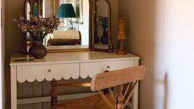 Diseñar un espacio que combine piezas de distintas épocas implica elegir las piezas que te agradan y quisieras tener en tu casa. Foto: Andrey Scheck Designs