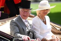 Carlos y Camila reinan en Gran Bretaña. Foto: EFE