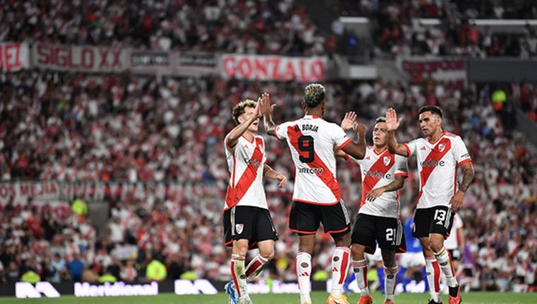 El equipo de Demichelis busca enderezar su rumbo. Foto: Archivo