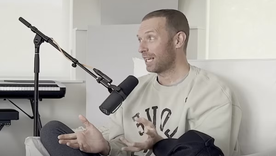 Chris Martin come sólo una vez al día y contó en un podcast cuál es la razón de ello. Foto: Captura de video.
