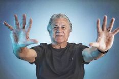 Fillol reveló que primero deberá aprender computación porque el curso será a distancia, y afirmó que la decisión lo llena de ilusión. Fillol reveló que primero deberá aprender computación porque el curso será a distancia, y afirmó que la decisión lo llena de ilusión.